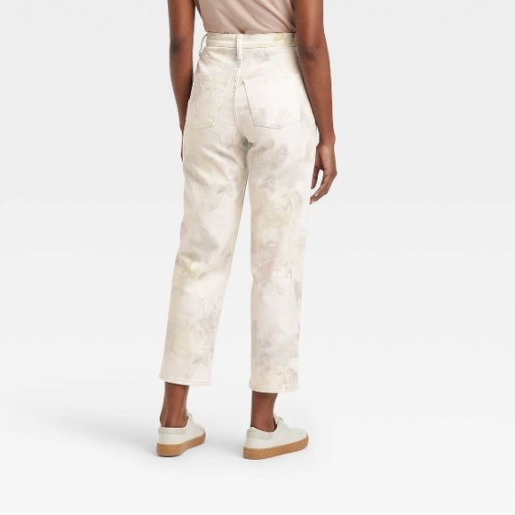 NEW Universal Thread Jeans - Picture 2 of 3